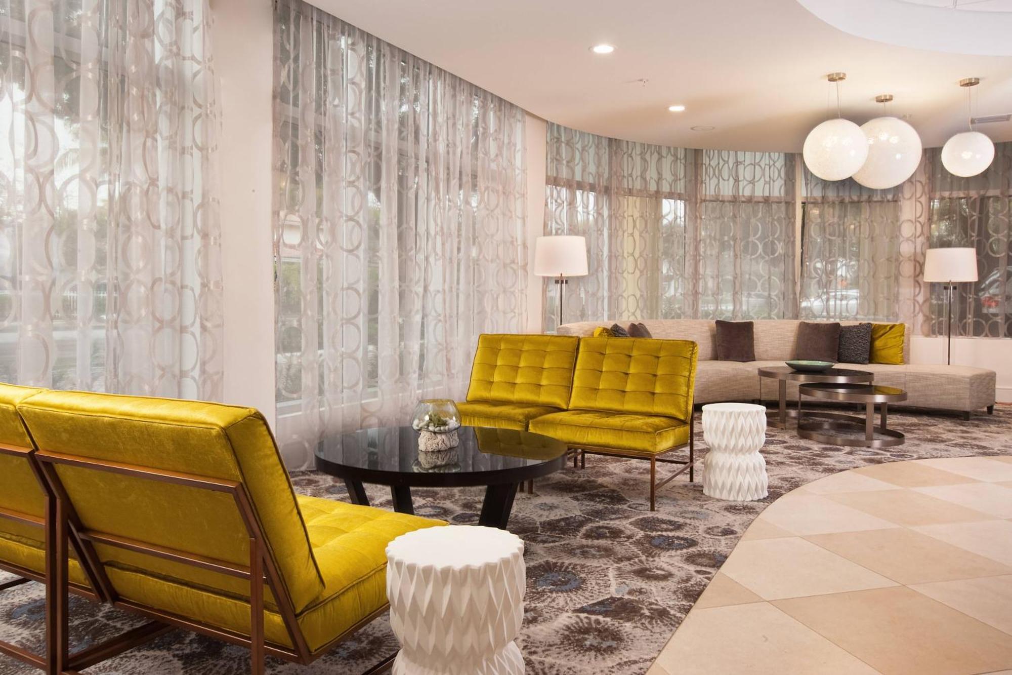 Hotel Courtyard Miami Coral Gables Exterior foto