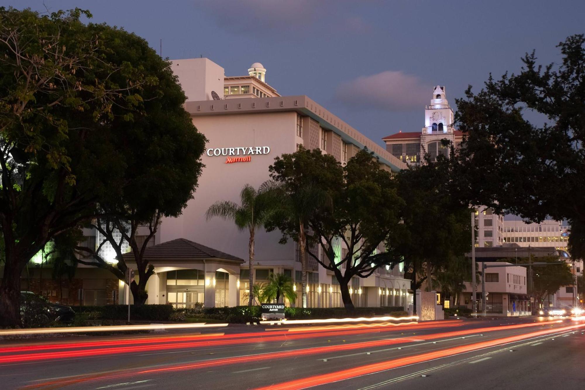 Hotel Courtyard Miami Coral Gables Exterior foto