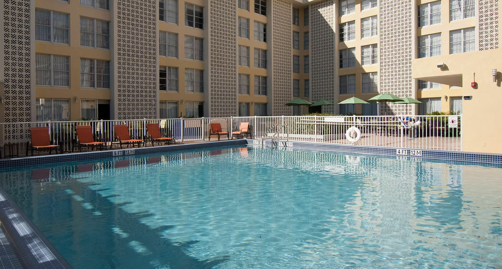 Hotel Courtyard Miami Coral Gables Exterior foto